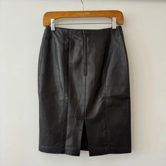 Pre-Loved DANIER Genuine Pencil Black Leather Skirt - Size 4 US - Picture 7 of 16